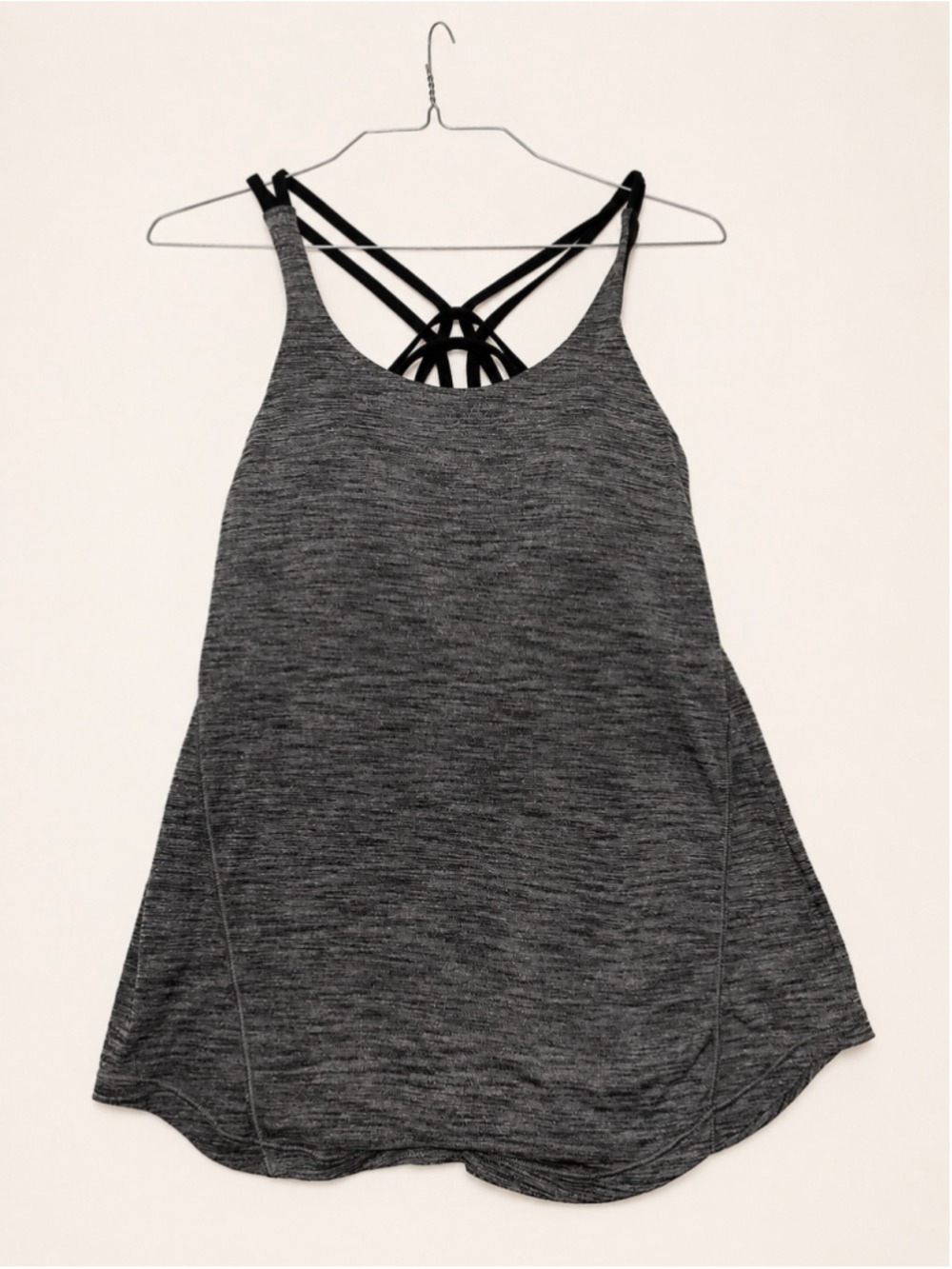 Lululemon Women’s Size 4 Heather Gray Strappy Open Back Tank Top Built-In Bra